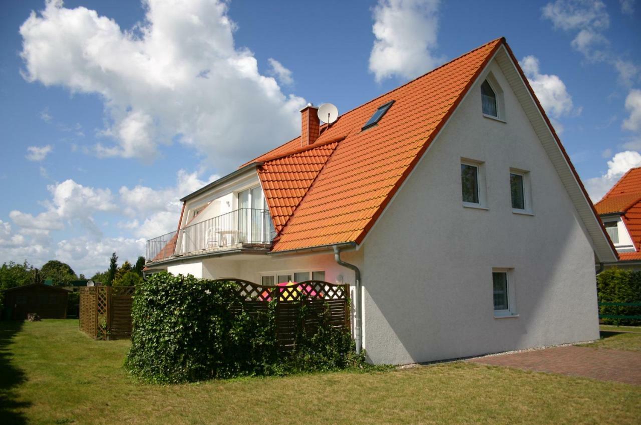 Haus Galerie Eg Apartamento Karlshagen Exterior foto
